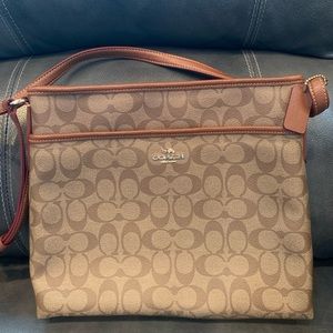 Coach Crossbody bag in signature pattern